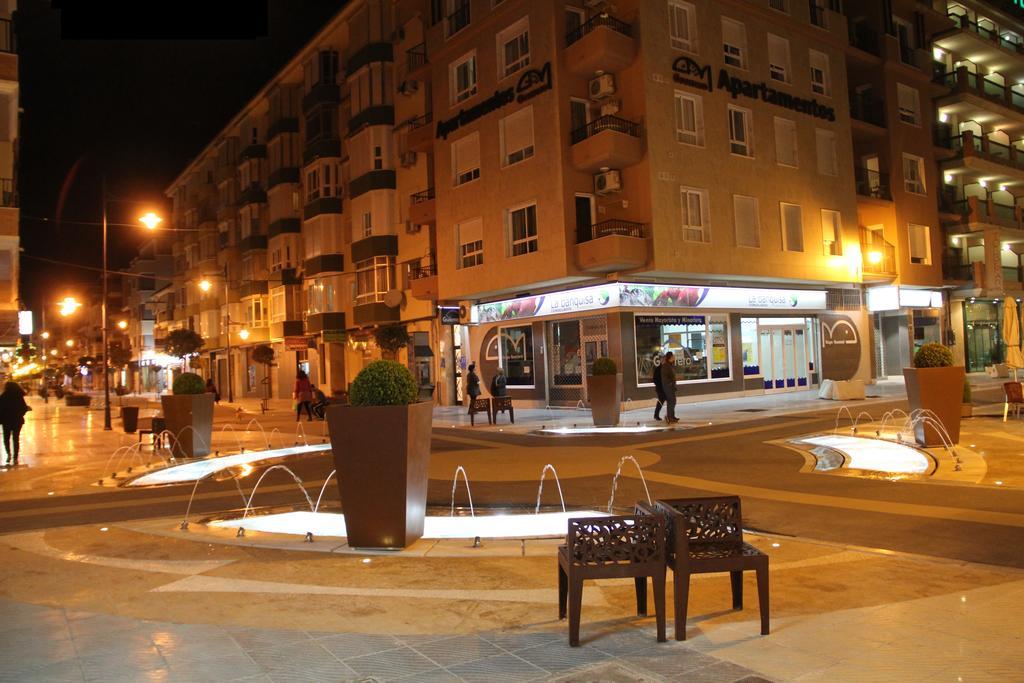 Apartamentos Guerrero Torre Del Mar Esterno foto