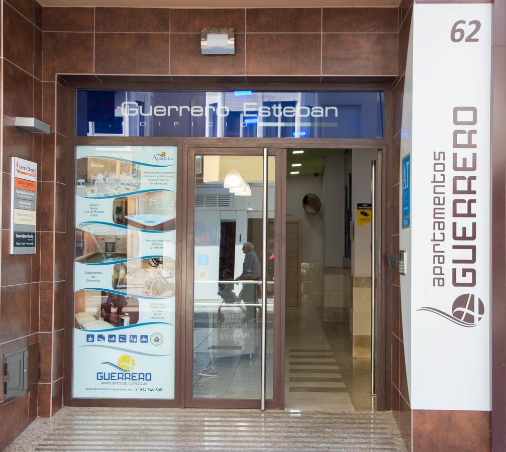 Apartamentos Guerrero Torre Del Mar Esterno foto