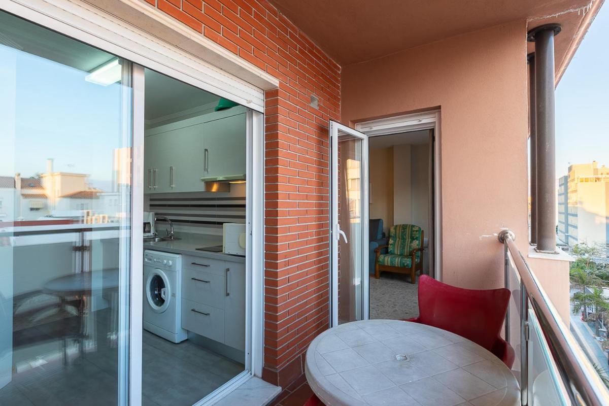 Apartamentos Guerrero Torre Del Mar Esterno foto